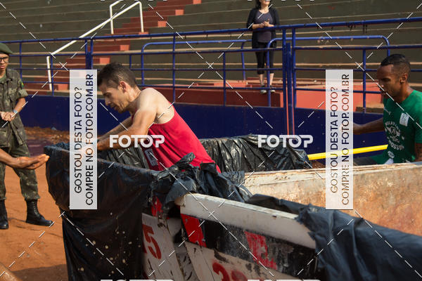 Buy your photos of the event1 Military Cross Run on Fotop