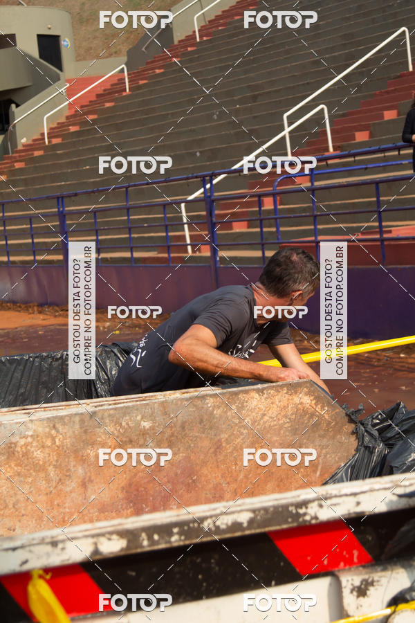 Buy your photos of the event1 Military Cross Run on Fotop