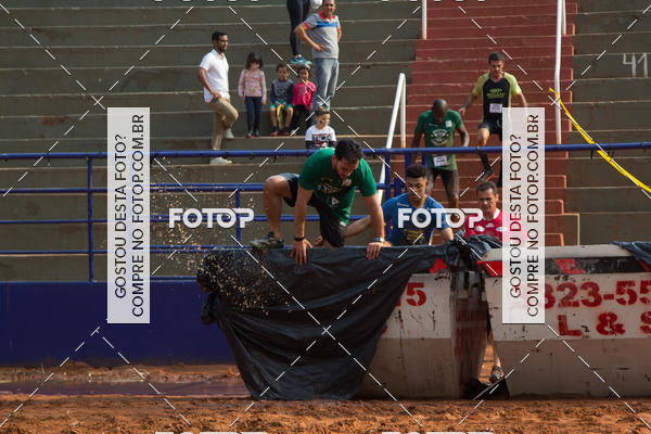 Buy your photos of the event1 Military Cross Run on Fotop