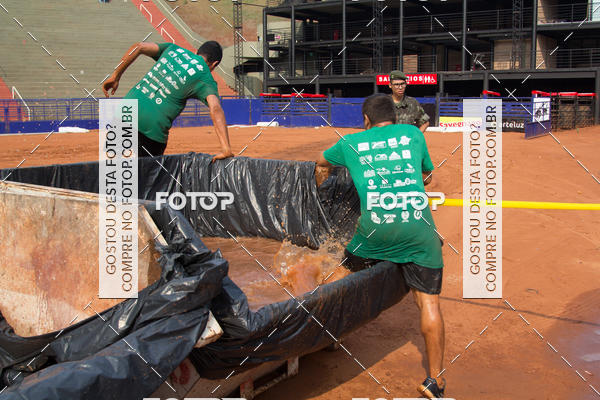 Buy your photos of the event1 Military Cross Run on Fotop