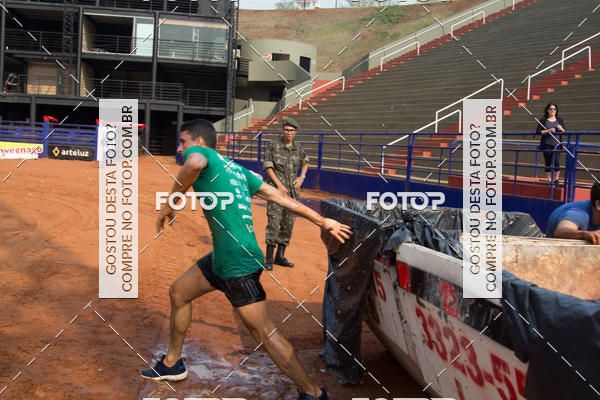 Buy your photos of the event1 Military Cross Run on Fotop