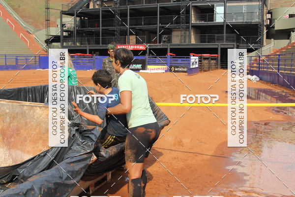 Buy your photos of the event1 Military Cross Run on Fotop