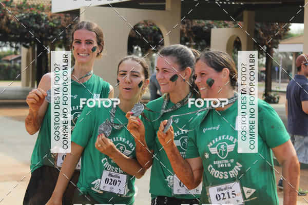 Buy your photos of the event1 Military Cross Run on Fotop