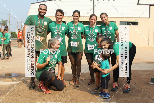 Buy your photos of the event1 Military Cross Run on Fotop