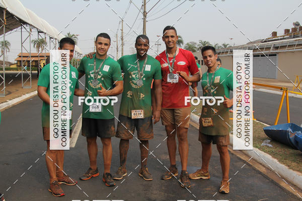 Buy your photos of the event1 Military Cross Run on Fotop