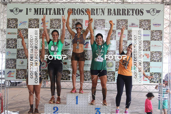 Buy your photos of the event1 Military Cross Run on Fotop