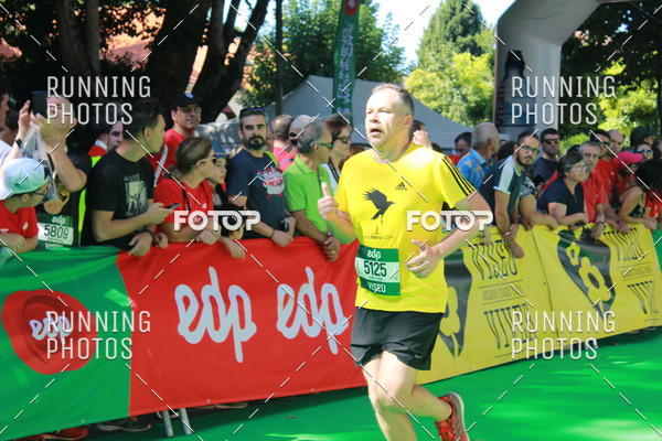 Buy your photos of the eventMeia Maratona Do 2018 on Fotop