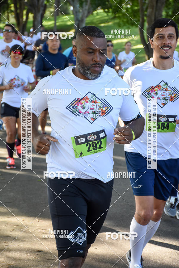 Buy your photos of the eventVibe Run on Fotop