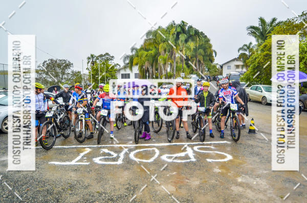 Buy your photos of the eventVolta de Santa Catarina de Mountain Bike on Fotop