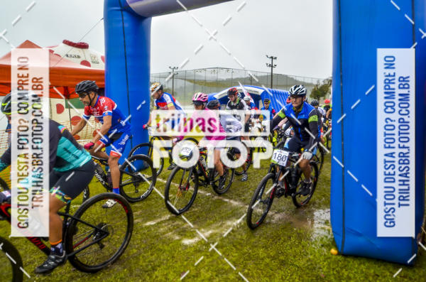 Buy your photos of the eventVolta de Santa Catarina de Mountain Bike on Fotop