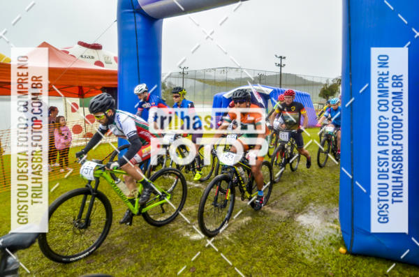 Buy your photos of the eventVolta de Santa Catarina de Mountain Bike on Fotop