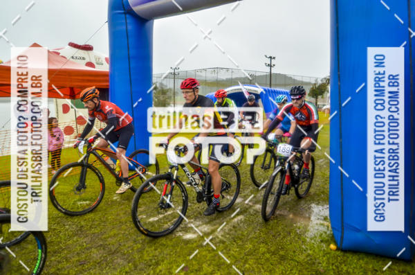 Buy your photos of the eventVolta de Santa Catarina de Mountain Bike on Fotop