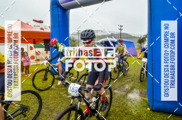 Buy your photos of the eventVolta de Santa Catarina de Mountain Bike on Fotop