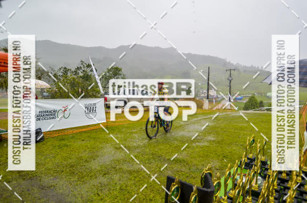 Buy your photos of the eventVolta de Santa Catarina de Mountain Bike on Fotop