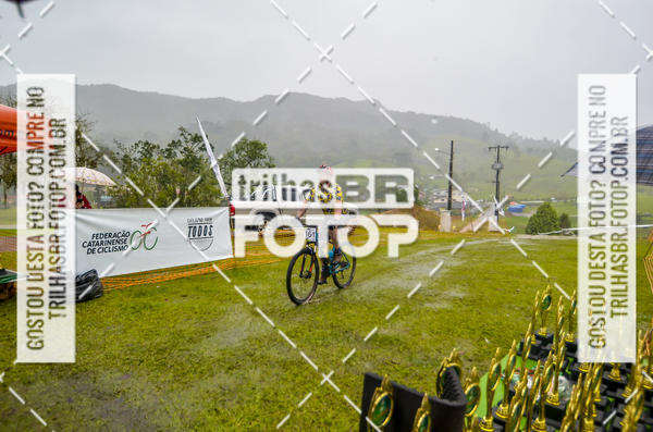 Buy your photos of the eventVolta de Santa Catarina de Mountain Bike on Fotop