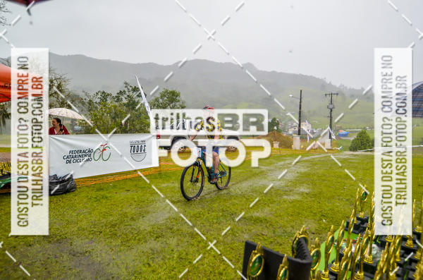 Buy your photos of the eventVolta de Santa Catarina de Mountain Bike on Fotop