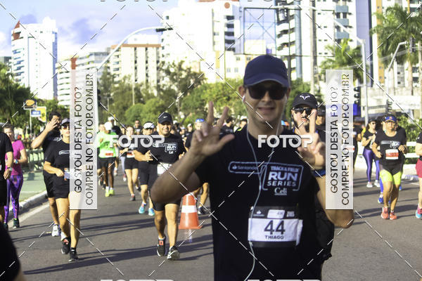 Buy your photos of the eventSantander Track & Field Run Series Celi - Etapa Aracaju on Fotop