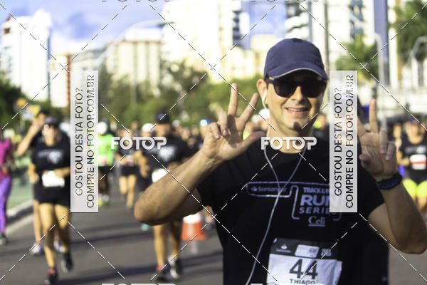 Buy your photos of the eventSantander Track & Field Run Series Celi - Etapa Aracaju on Fotop