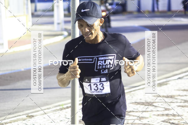 Buy your photos of the eventSantander Track & Field Run Series Celi - Etapa Aracaju on Fotop