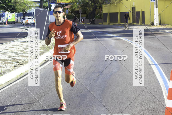 Buy your photos of the eventSantander Track & Field Run Series Celi - Etapa Aracaju on Fotop