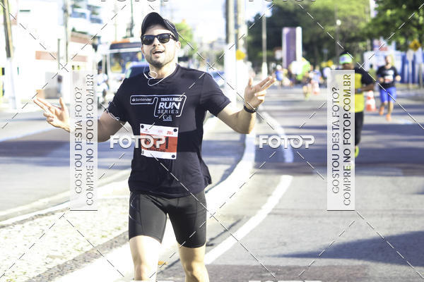 Buy your photos of the eventSantander Track & Field Run Series Celi - Etapa Aracaju on Fotop