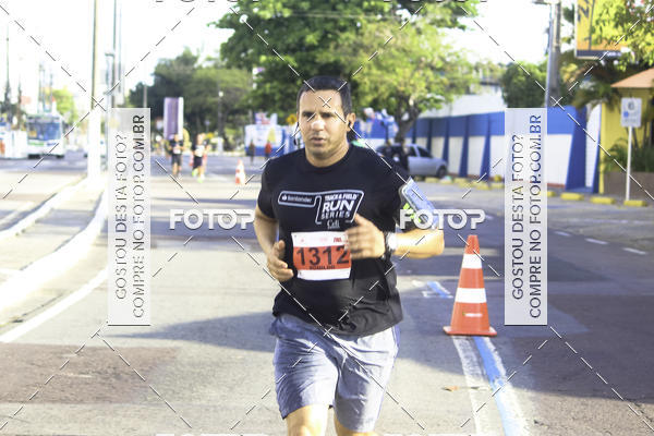 Buy your photos of the eventSantander Track & Field Run Series Celi - Etapa Aracaju on Fotop