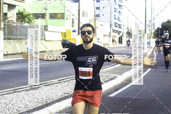 Buy your photos of the eventSantander Track & Field Run Series Celi - Etapa Aracaju on Fotop