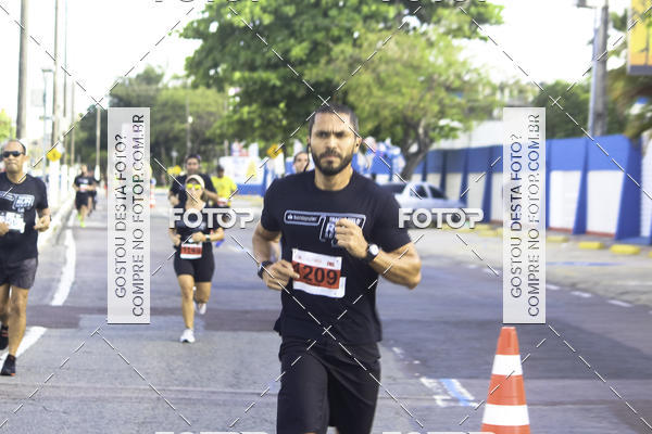 Buy your photos of the eventSantander Track & Field Run Series Celi - Etapa Aracaju on Fotop
