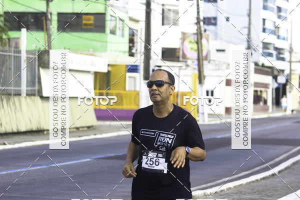 Buy your photos of the eventSantander Track & Field Run Series Celi - Etapa Aracaju on Fotop