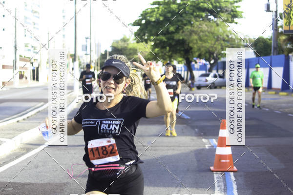 Buy your photos of the eventSantander Track & Field Run Series Celi - Etapa Aracaju on Fotop