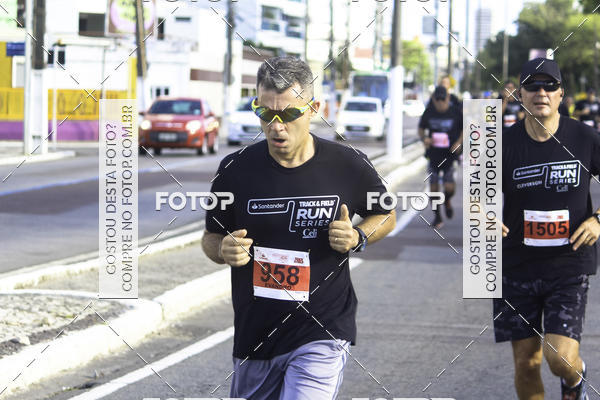 Buy your photos of the eventSantander Track & Field Run Series Celi - Etapa Aracaju on Fotop