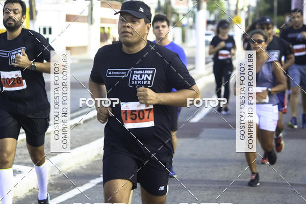Buy your photos of the eventSantander Track & Field Run Series Celi - Etapa Aracaju on Fotop