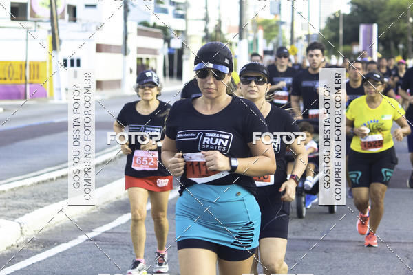 Buy your photos of the eventSantander Track & Field Run Series Celi - Etapa Aracaju on Fotop