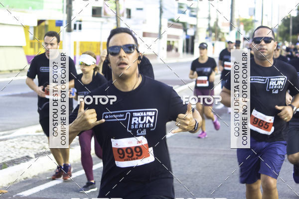 Buy your photos of the eventSantander Track & Field Run Series Celi - Etapa Aracaju on Fotop