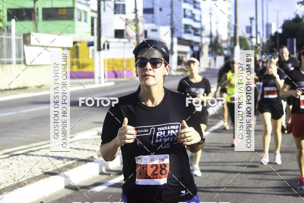 Buy your photos of the eventSantander Track & Field Run Series Celi - Etapa Aracaju on Fotop