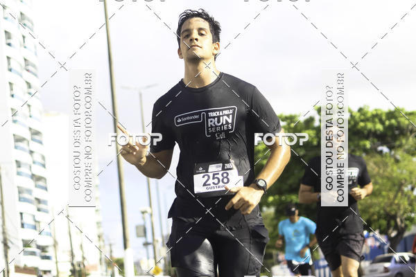 Buy your photos of the eventSantander Track & Field Run Series Celi - Etapa Aracaju on Fotop