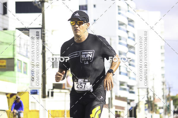Buy your photos of the eventSantander Track & Field Run Series Celi - Etapa Aracaju on Fotop