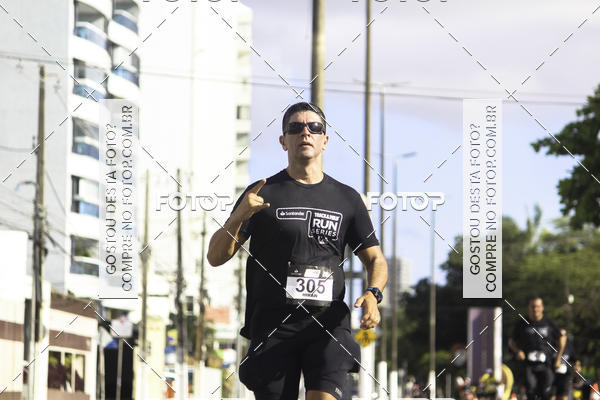 Buy your photos of the eventSantander Track & Field Run Series Celi - Etapa Aracaju on Fotop