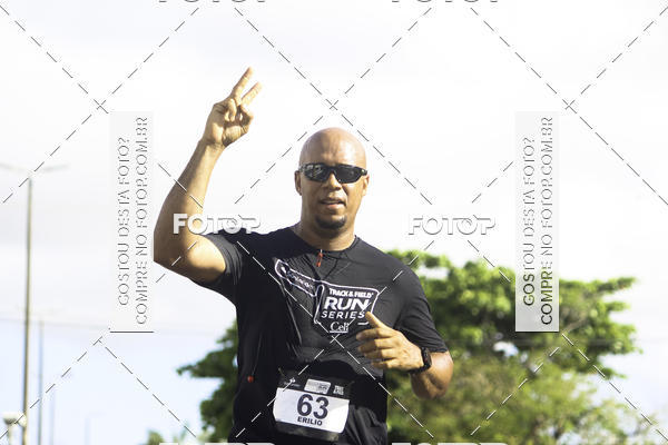 Buy your photos of the eventSantander Track & Field Run Series Celi - Etapa Aracaju on Fotop