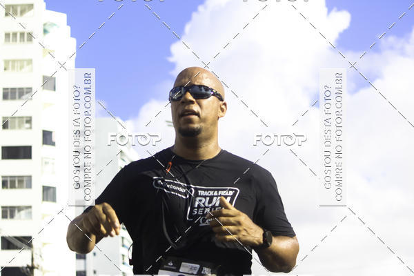 Buy your photos of the eventSantander Track & Field Run Series Celi - Etapa Aracaju on Fotop
