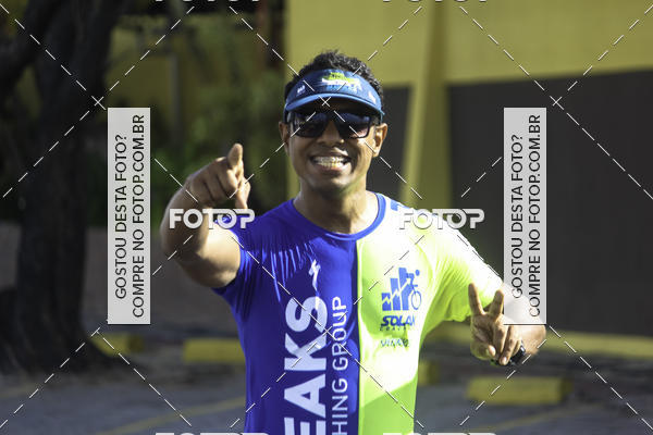 Buy your photos of the eventSantander Track & Field Run Series Celi - Etapa Aracaju on Fotop