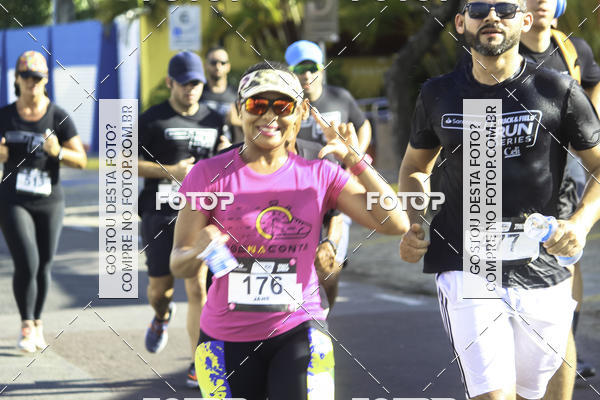 Buy your photos of the eventSantander Track & Field Run Series Celi - Etapa Aracaju on Fotop