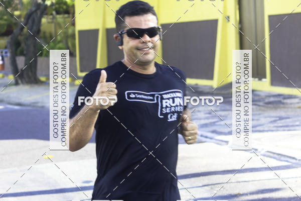 Buy your photos of the eventSantander Track & Field Run Series Celi - Etapa Aracaju on Fotop