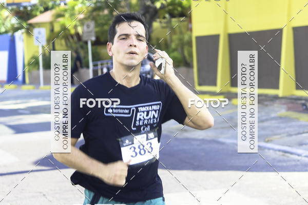 Buy your photos of the eventSantander Track & Field Run Series Celi - Etapa Aracaju on Fotop