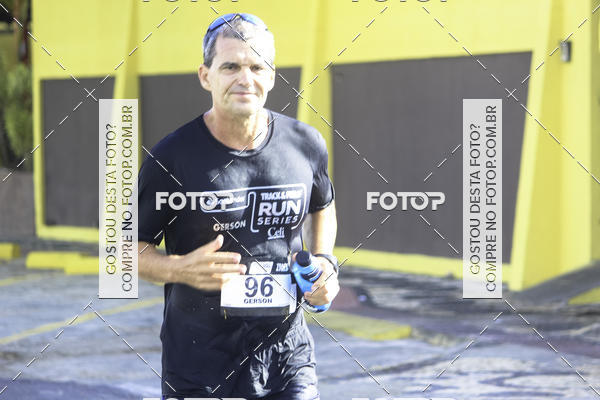 Buy your photos of the eventSantander Track & Field Run Series Celi - Etapa Aracaju on Fotop