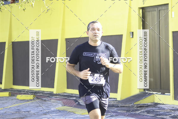 Buy your photos of the eventSantander Track & Field Run Series Celi - Etapa Aracaju on Fotop