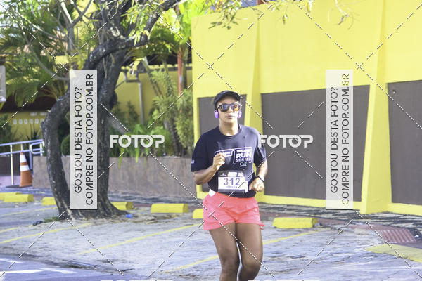 Buy your photos of the eventSantander Track & Field Run Series Celi - Etapa Aracaju on Fotop