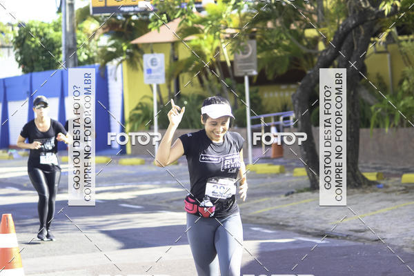 Buy your photos of the eventSantander Track & Field Run Series Celi - Etapa Aracaju on Fotop