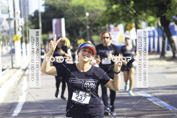 Buy your photos of the eventSantander Track & Field Run Series Celi - Etapa Aracaju on Fotop