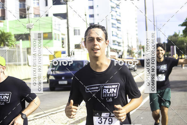 Buy your photos of the eventSantander Track & Field Run Series Celi - Etapa Aracaju on Fotop